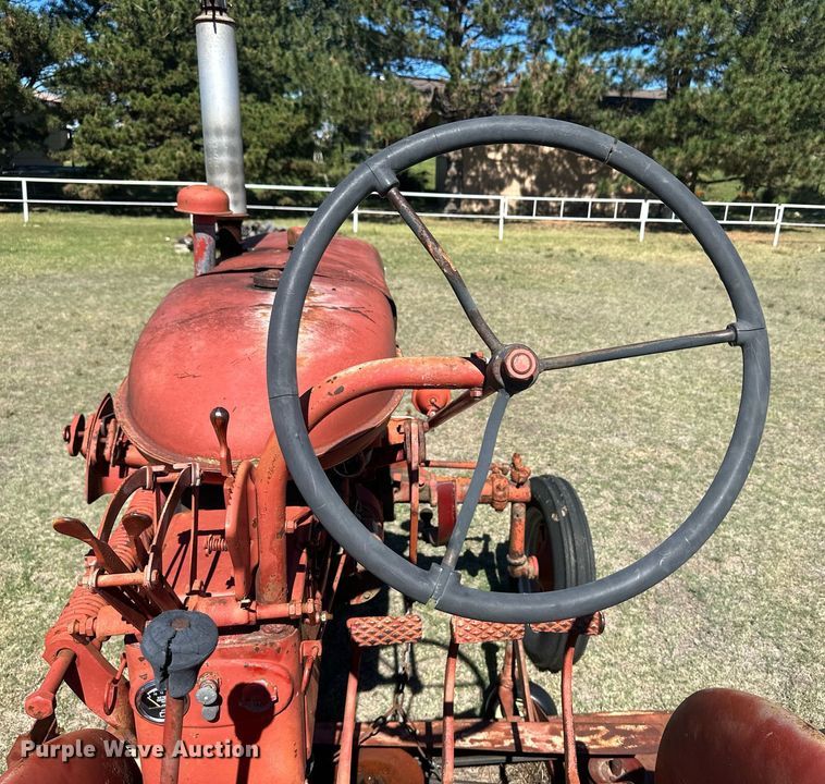 image for item OC9533 1957 Farmall I-130E  tractor
