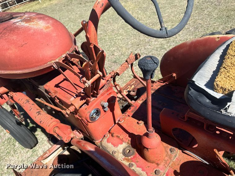 image for item OC9533 1957 Farmall I-130E  tractor