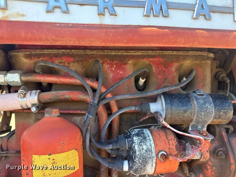 image for item OC9533 1957 Farmall I-130E  tractor