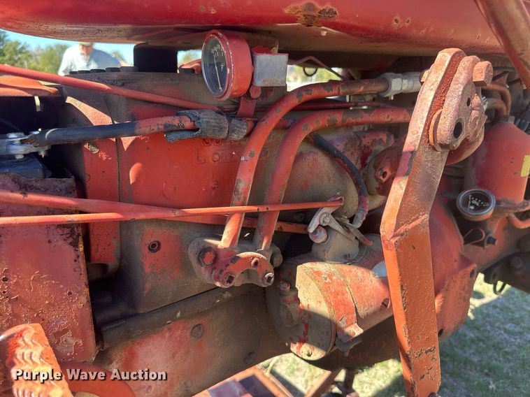 image for item OC9533 1957 Farmall I-130E  tractor