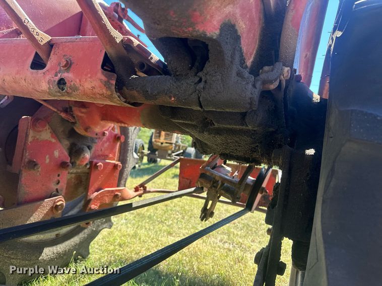 image for item OC9533 1957 Farmall I-130E  tractor