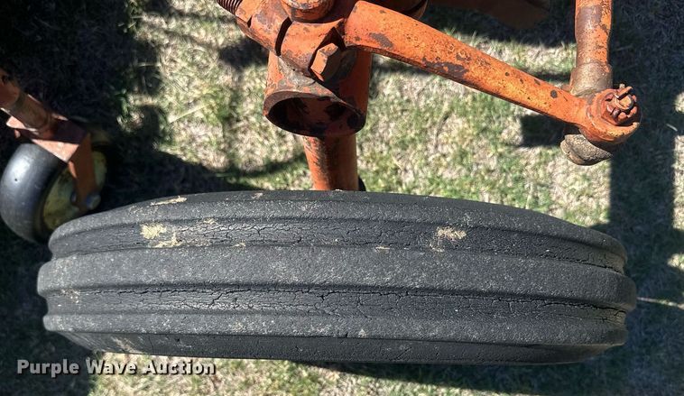 image for item OC9533 1957 Farmall I-130E  tractor