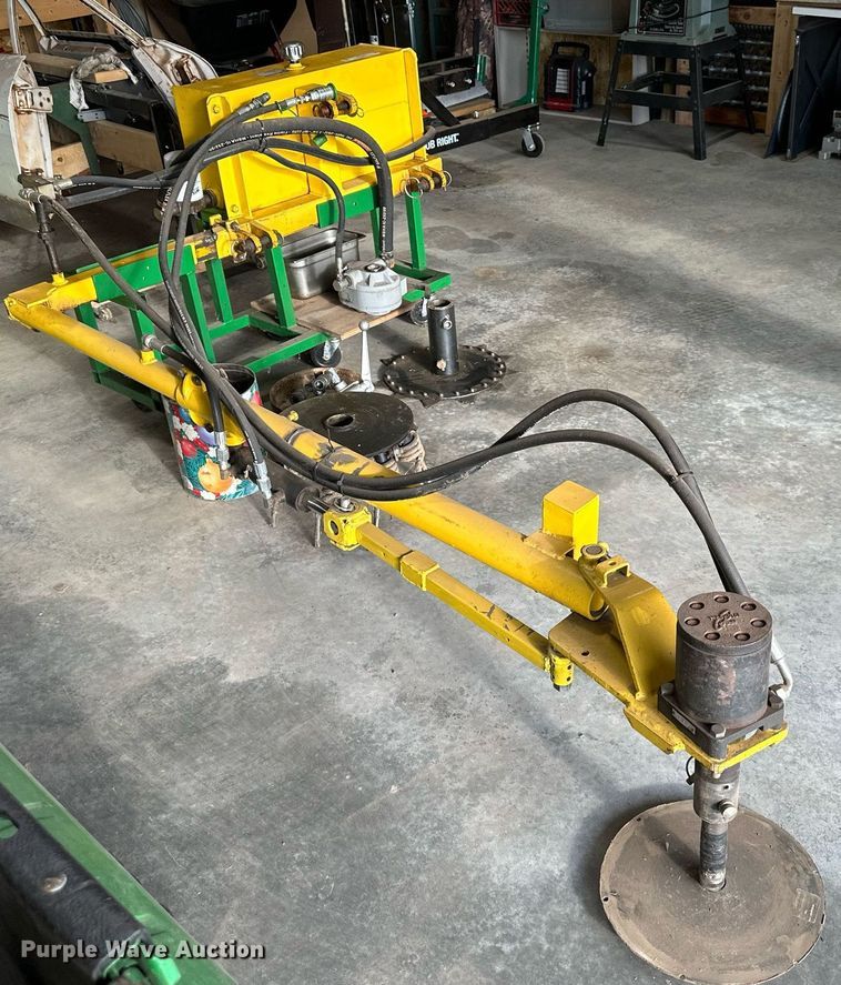 image for item OF9045 Weed Badger 10-20  weeder