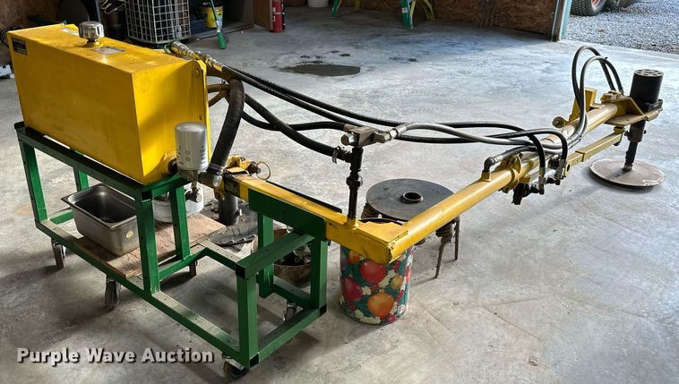 image for item OF9045 Weed Badger 10-20  weeder