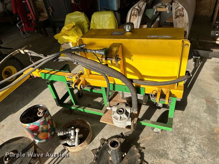 image for item OF9045 Weed Badger 10-20  weeder