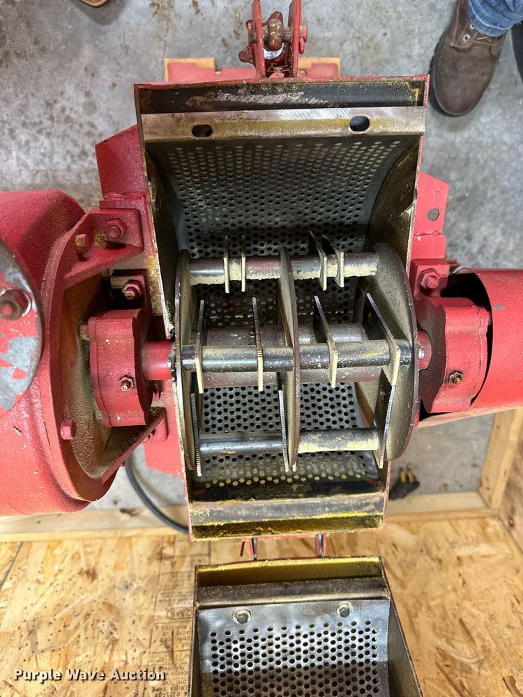 image for item OF9048 Hammer Mill  grain handling equipment