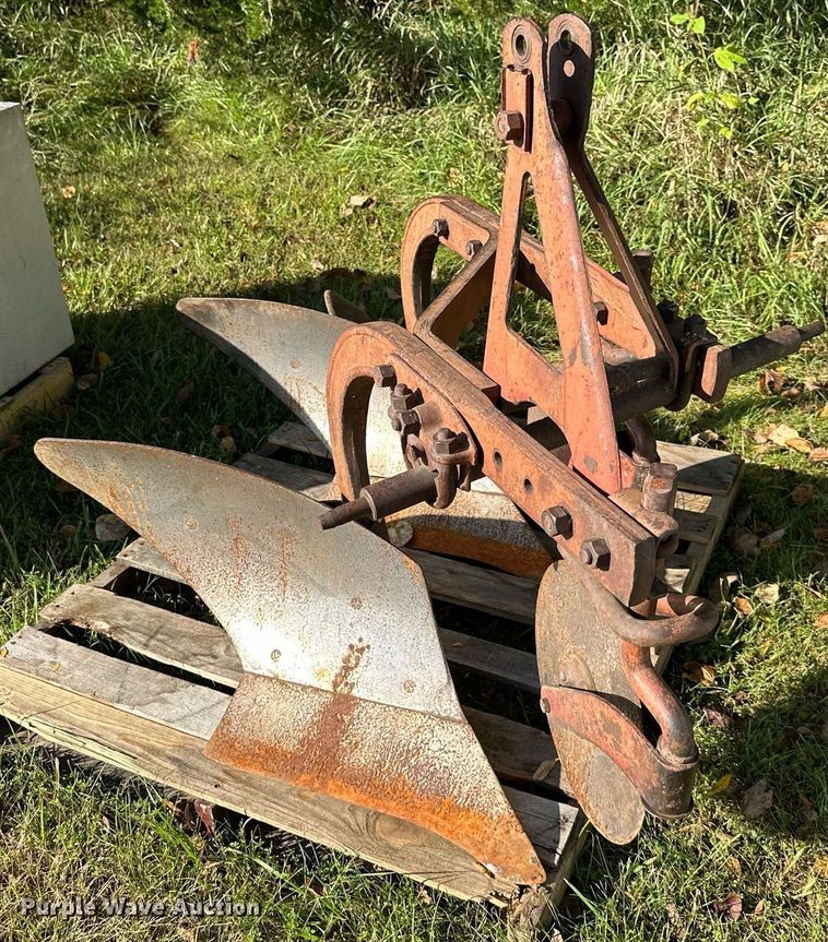 image for item OF9049 Lawn equipment