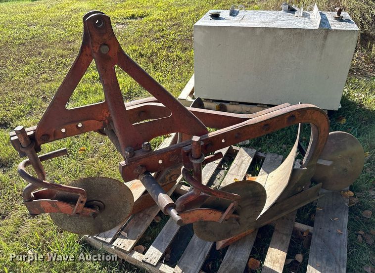 image for item OF9049 Lawn equipment