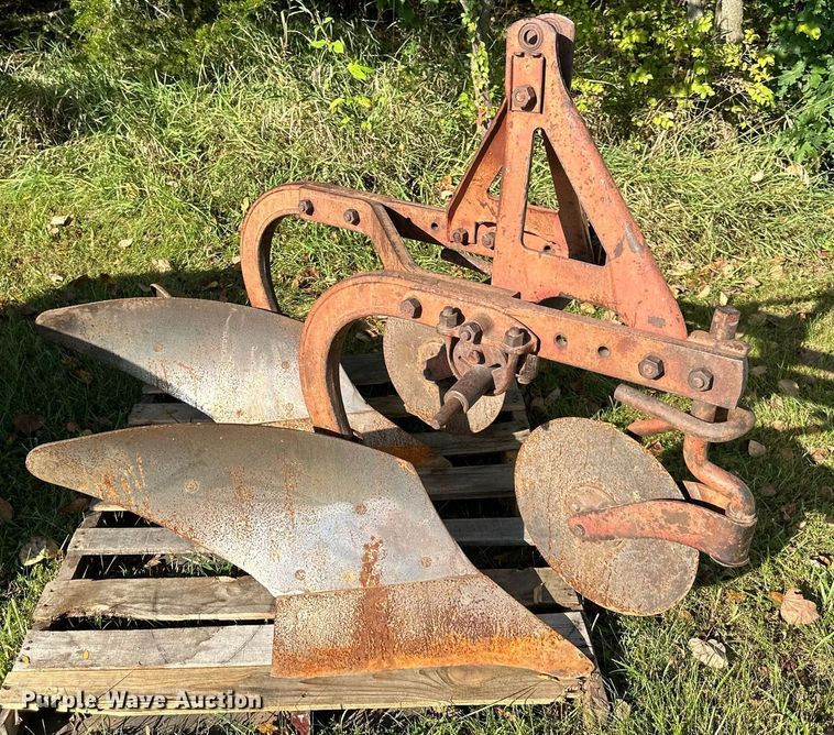 image for item OF9049 Lawn equipment