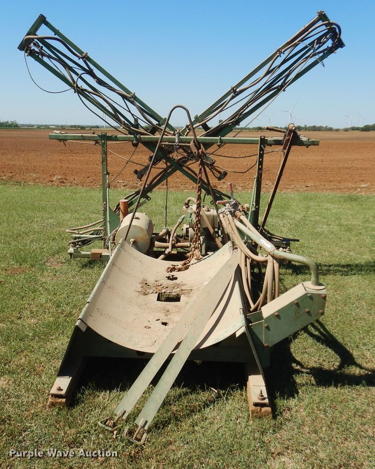 image for item OF9450 John Deere 335  sprayer bed