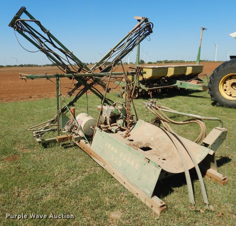 image for item OF9450 John Deere 335  sprayer bed
