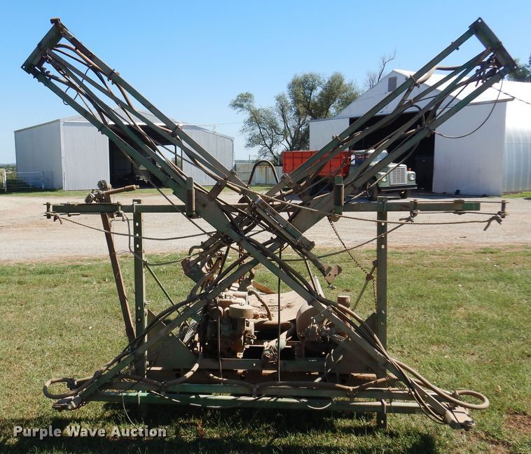 image for item OF9450 John Deere 335  sprayer bed