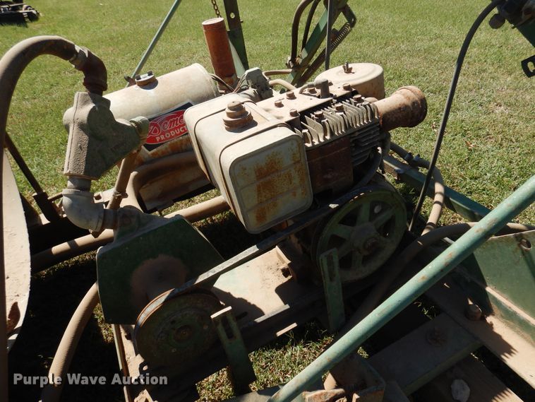 image for item OF9450 John Deere 335  sprayer bed