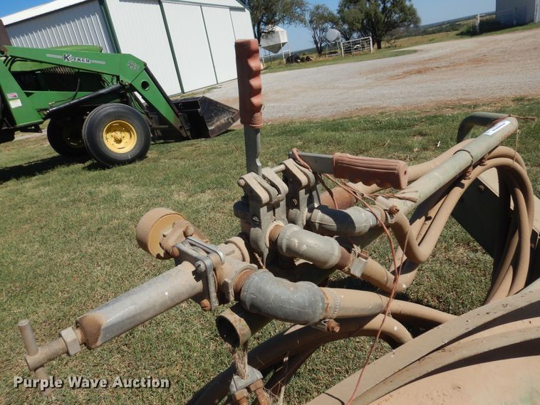 image for item OF9450 John Deere 335  sprayer bed