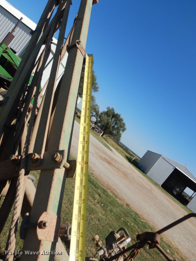 image for item OF9450 John Deere 335  sprayer bed