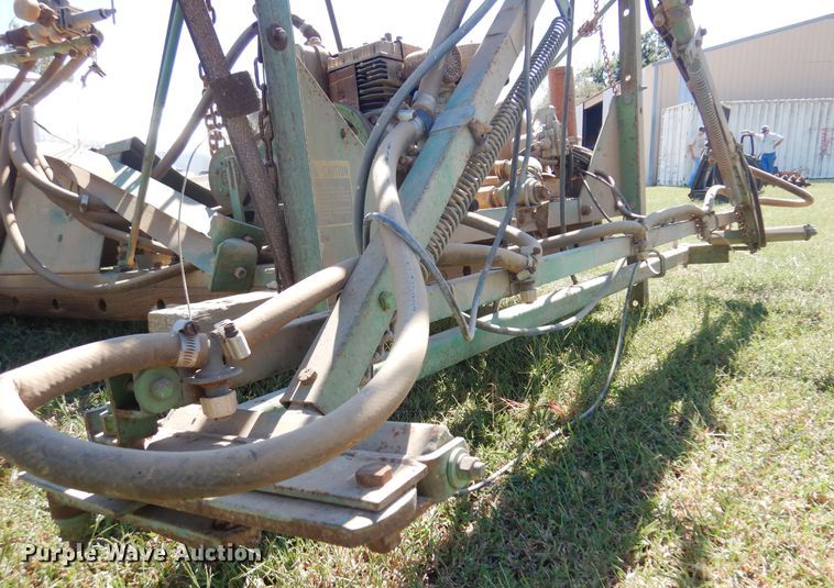 image for item OF9450 John Deere 335  sprayer bed