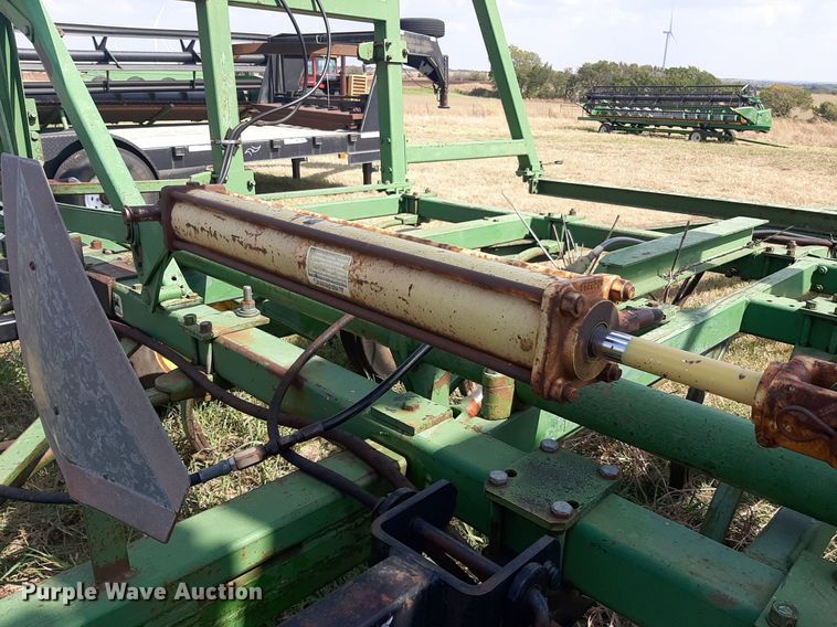 image for item OF9455 John Deere 1600  chisel