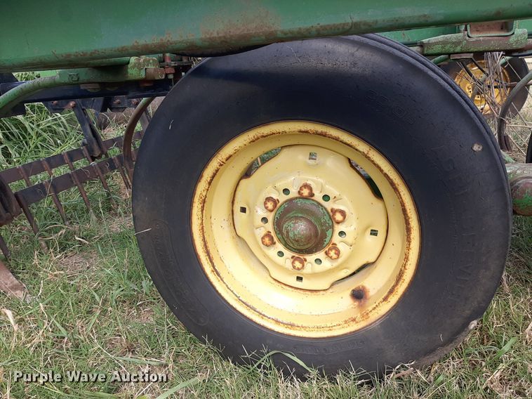 image for item OF9455 John Deere 1600  chisel