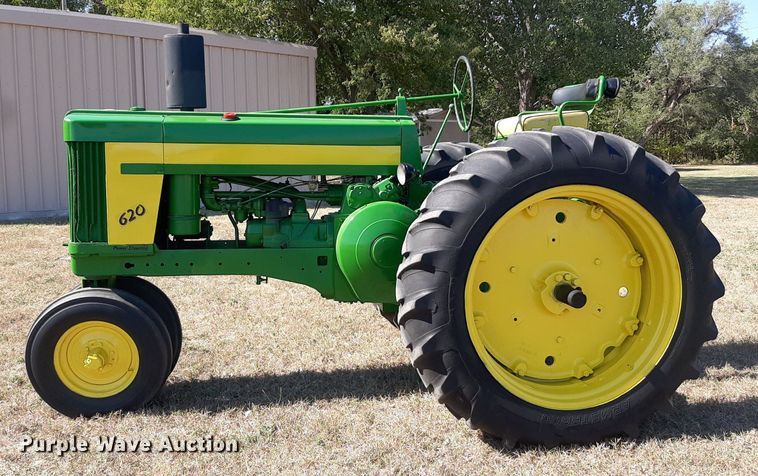 image for item OF9485 1957 John Deere 620  tractor