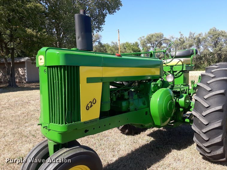 image for item OF9485 1957 John Deere 620  tractor