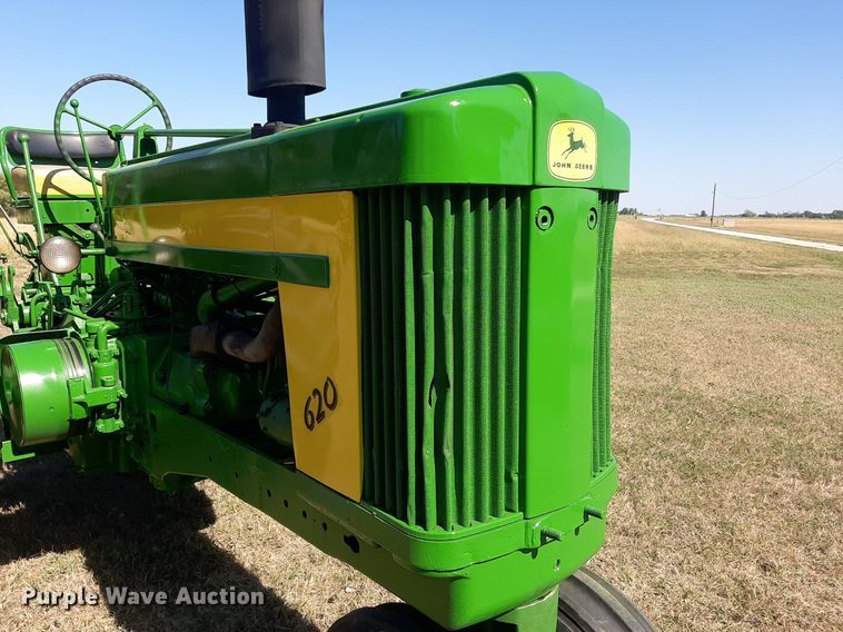 image for item OF9485 1957 John Deere 620  tractor