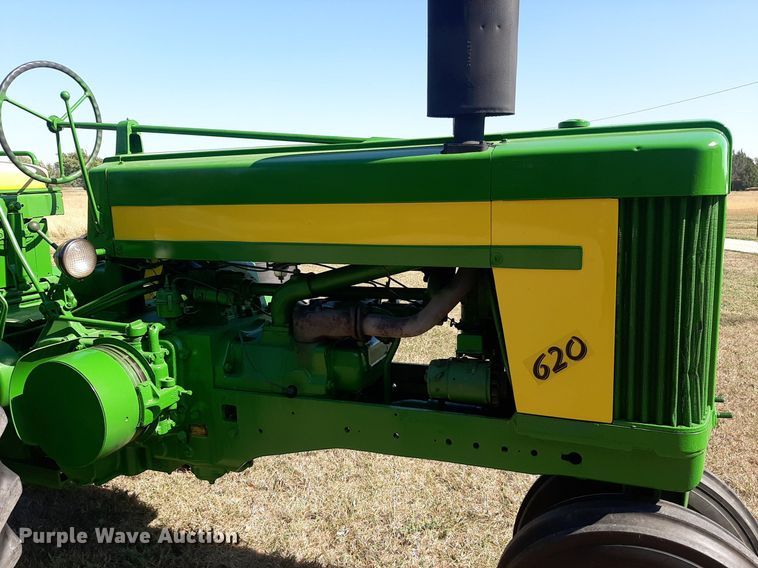 image for item OF9485 1957 John Deere 620  tractor