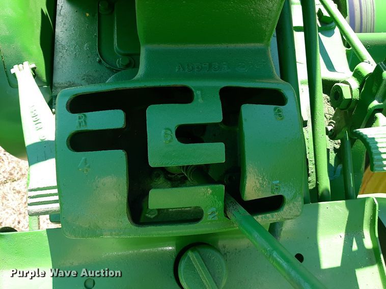 image for item OF9485 1957 John Deere 620  tractor