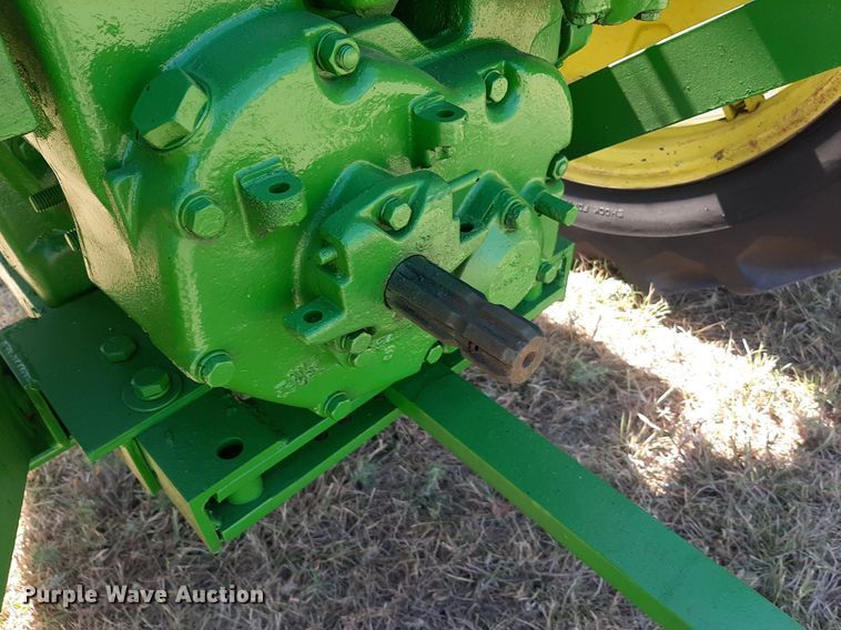 image for item OF9485 1957 John Deere 620  tractor