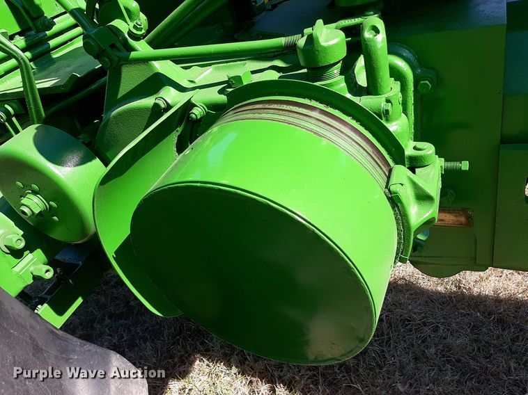 image for item OF9485 1957 John Deere 620  tractor