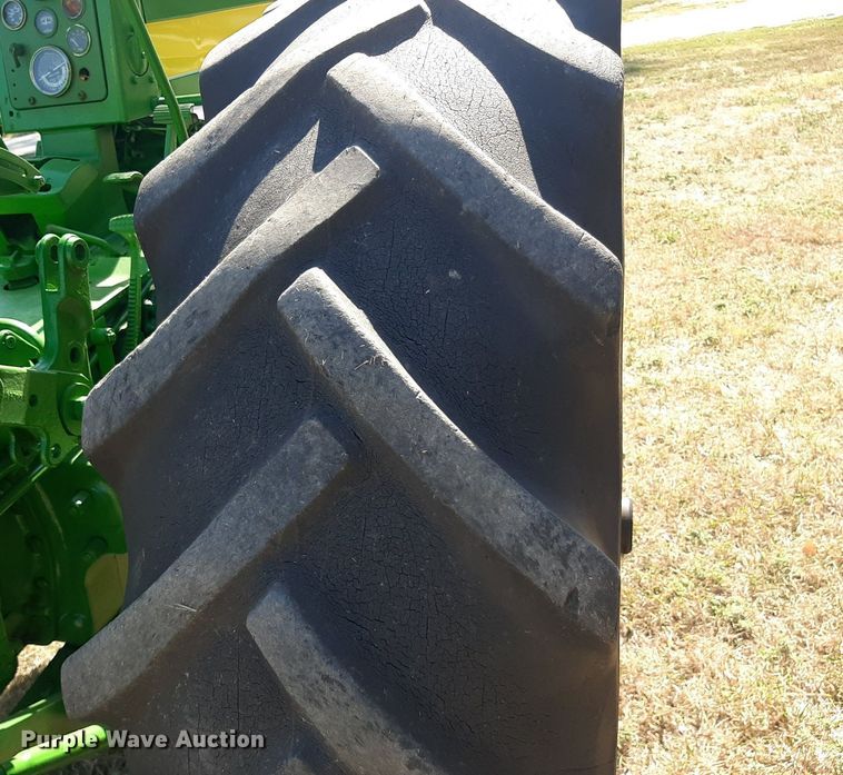 image for item OF9485 1957 John Deere 620  tractor