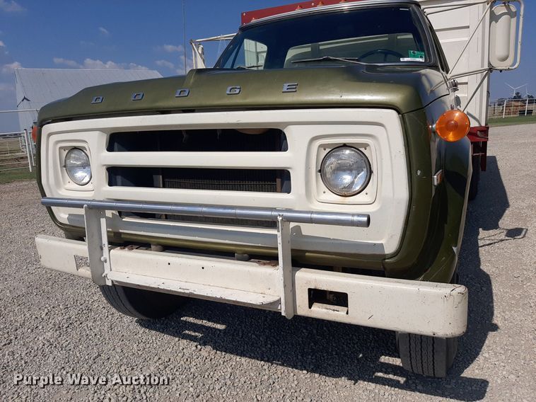 image for item OF9507 1974 Dodge D600  grain truck