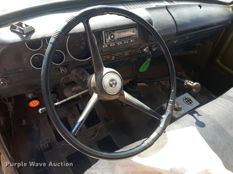 image for item OF9507 1974 Dodge D600  grain truck