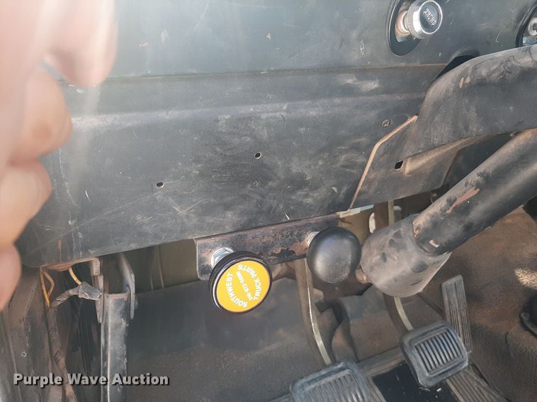 image for item OF9507 1974 Dodge D600  grain truck