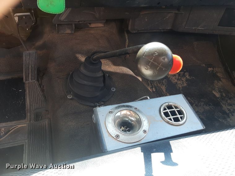 image for item OF9507 1974 Dodge D600  grain truck