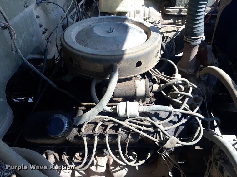 image for item OF9507 1974 Dodge D600  grain truck