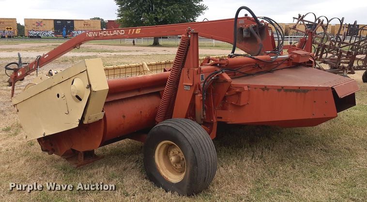 image for item OF9514 New Holland 116  swather / windrower