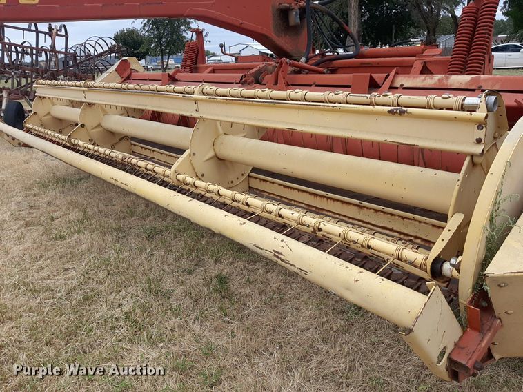 image for item OF9514 New Holland 116  swather / windrower