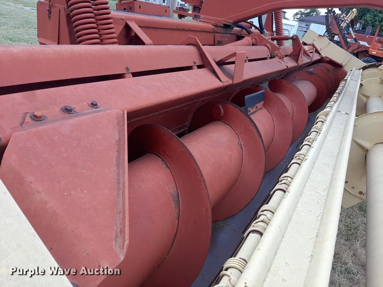 image for item OF9514 New Holland 116  swather / windrower