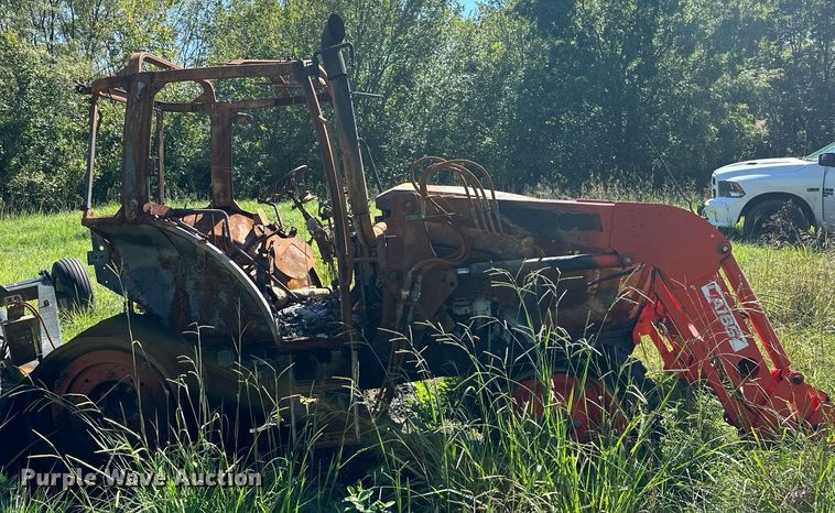 image for item OG9298 Kubota M5-111D  MFWD tractor