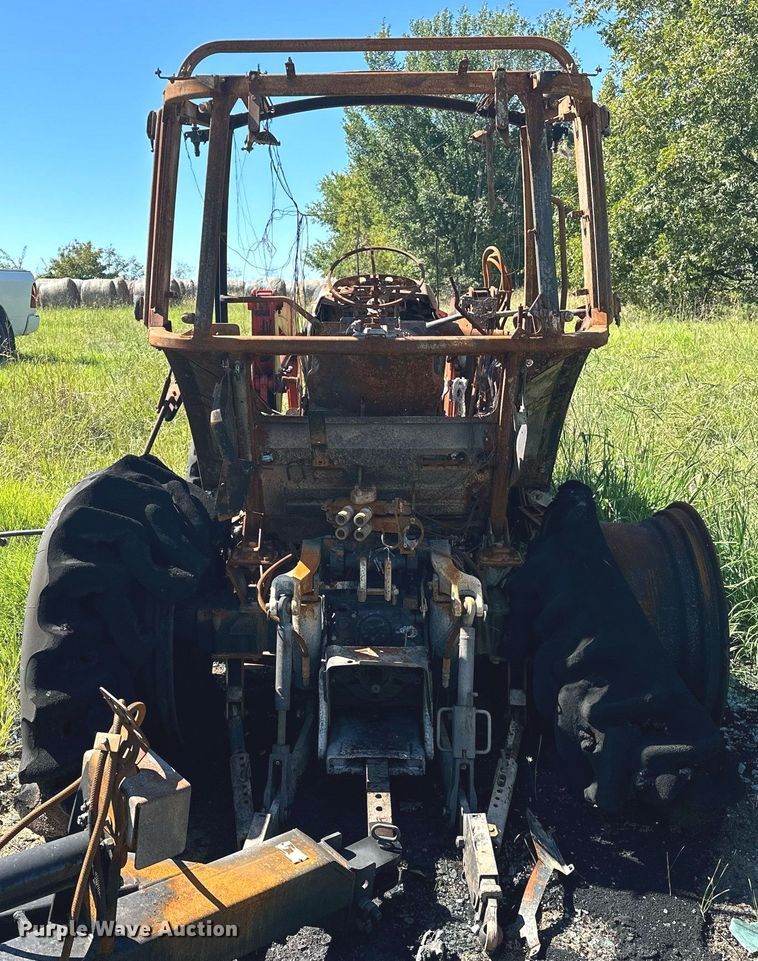 image for item OG9298 Kubota M5-111D  MFWD tractor