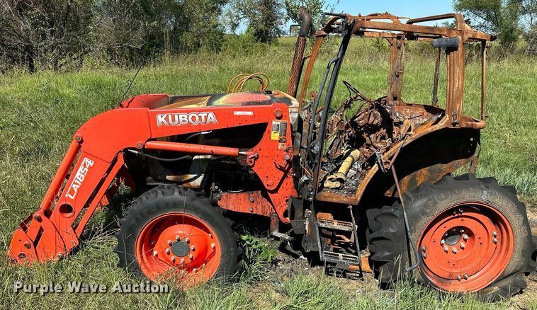 image for item OG9298 Kubota M5-111D  MFWD tractor