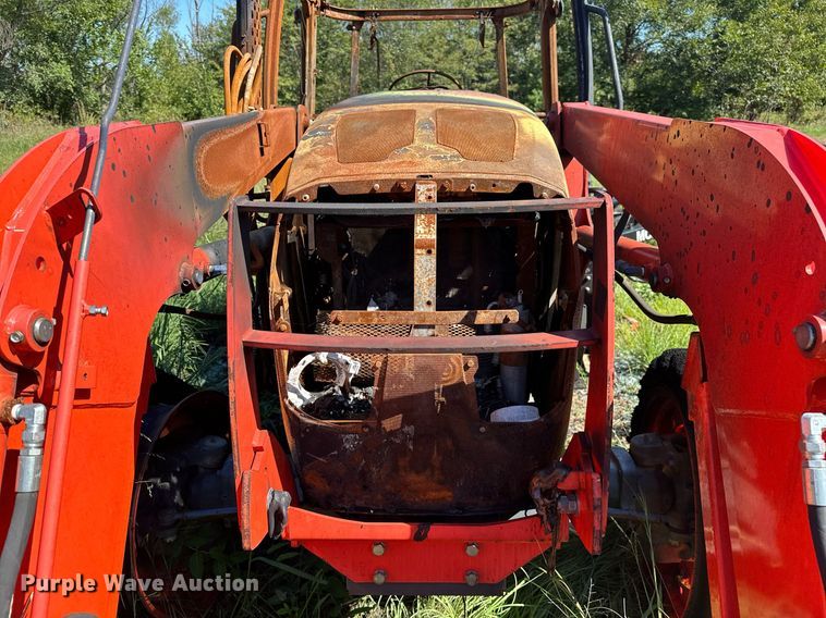 image for item OG9298 Kubota M5-111D  MFWD tractor