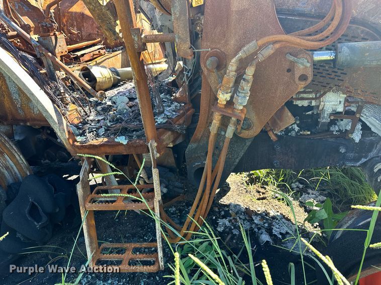 image for item OG9298 Kubota M5-111D  MFWD tractor