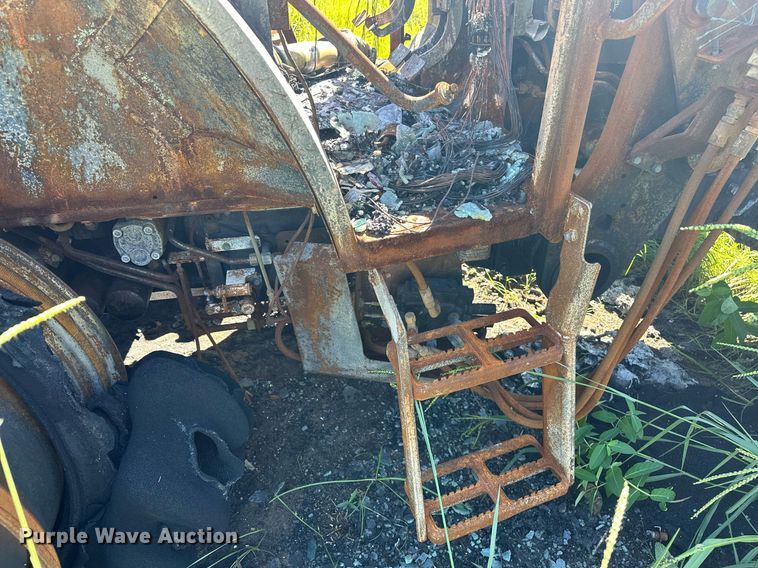 image for item OG9298 Kubota M5-111D  MFWD tractor