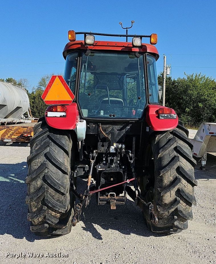 image for item OG9472 2010 Case IH Farmall 95  tractor