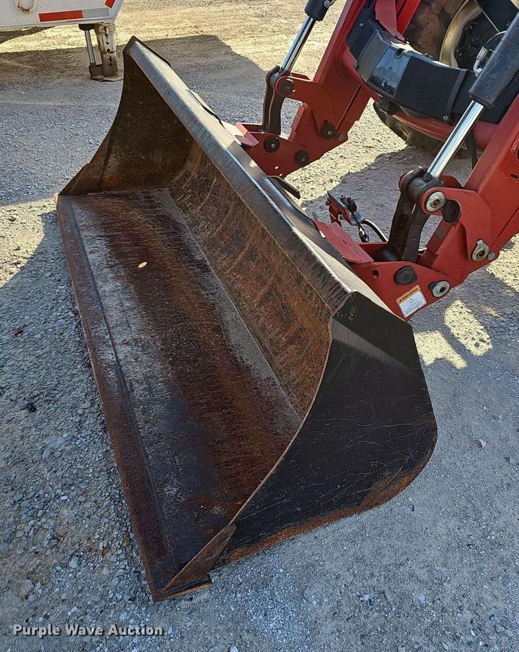 image for item OG9472 2010 Case IH Farmall 95  tractor