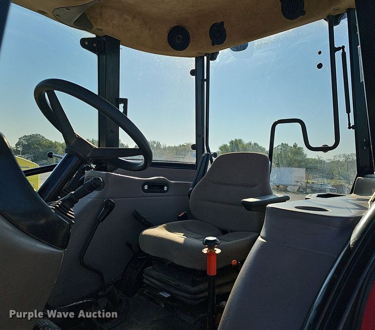 image for item OG9472 2010 Case IH Farmall 95  tractor