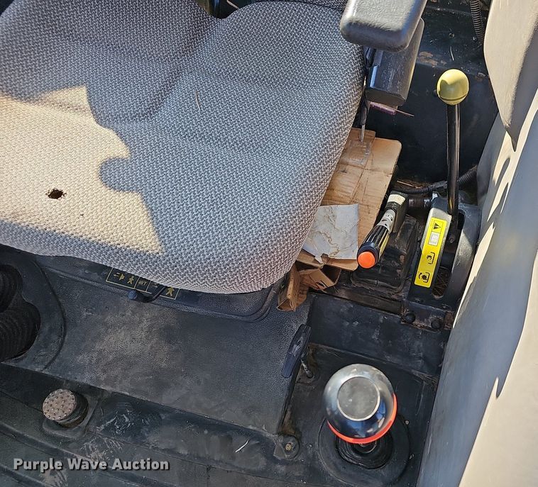 image for item OG9472 2010 Case IH Farmall 95  tractor