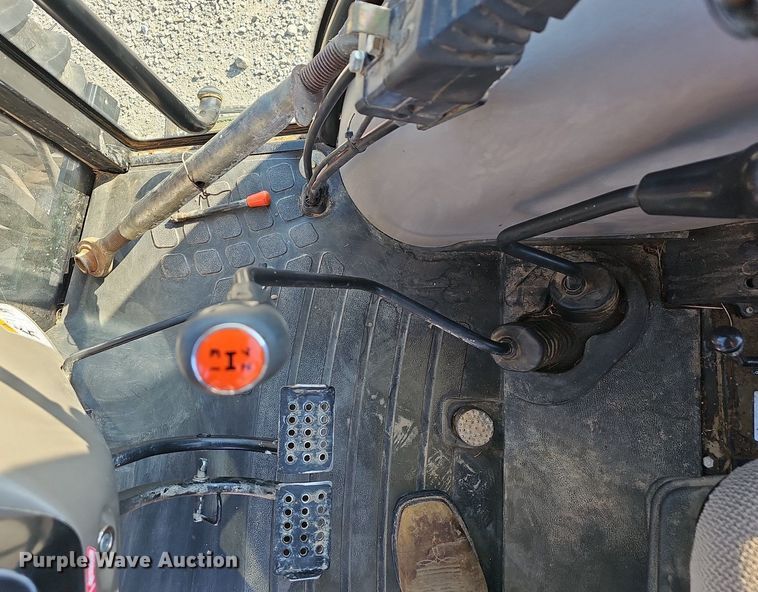 image for item OG9472 2010 Case IH Farmall 95  tractor