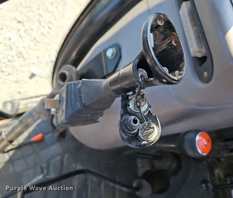 image for item OG9472 2010 Case IH Farmall 95  tractor